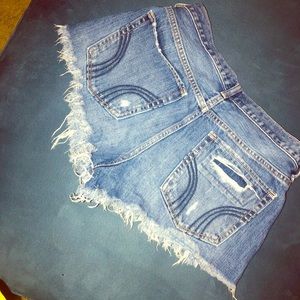 Ripped Jean shorts!
